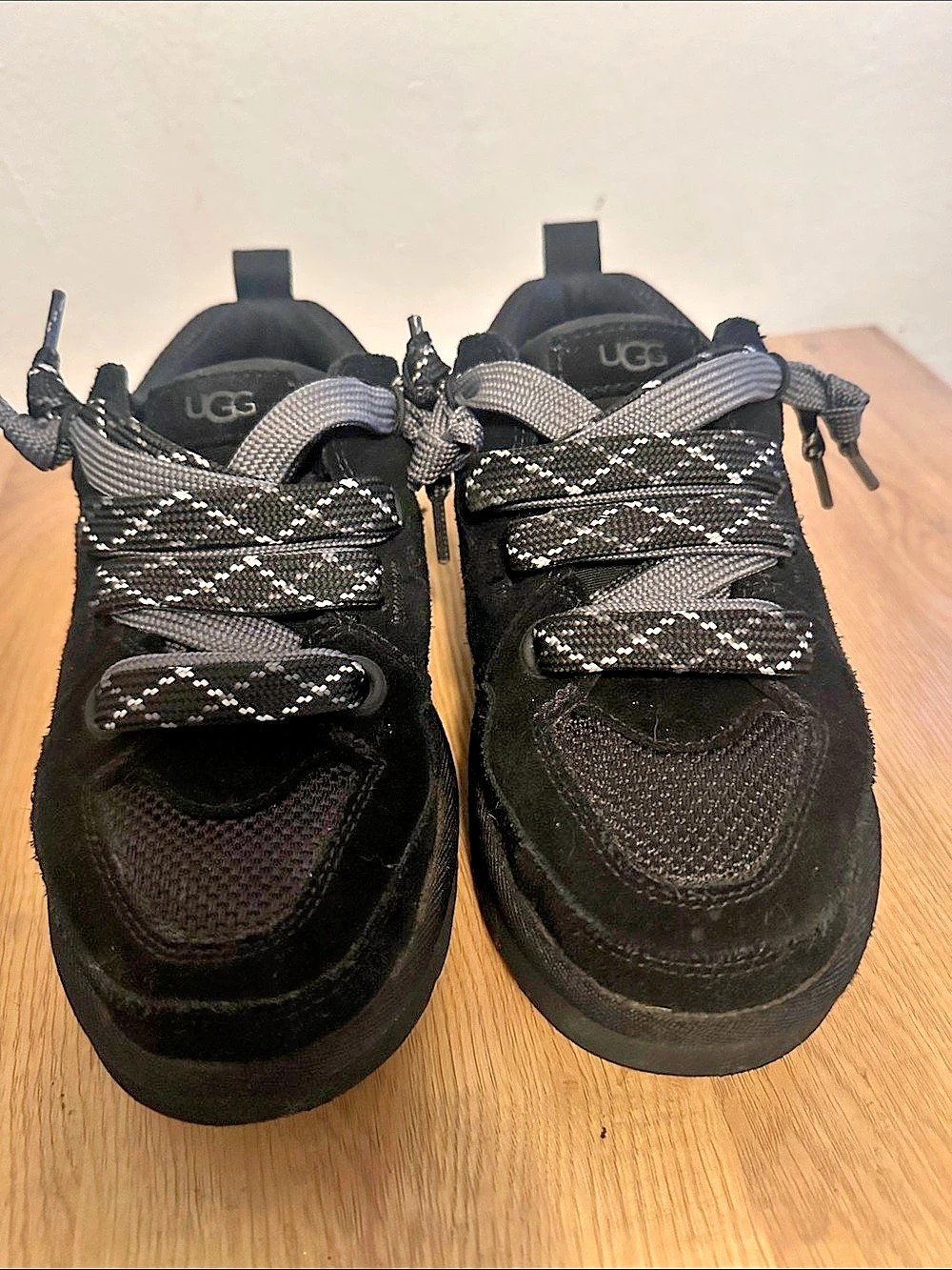 UGG Lowmel Sneaker Black Sneakers